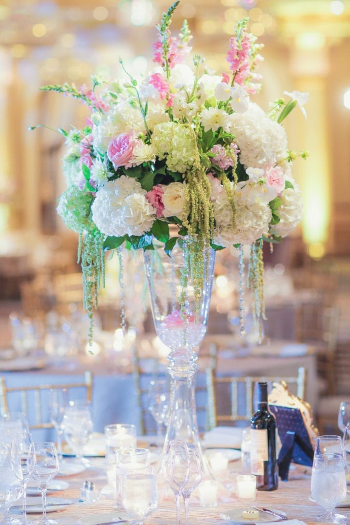 wedding florals, pink wedding florals, wedding centerpiece, wedding floral centerpiece white and pastel roses