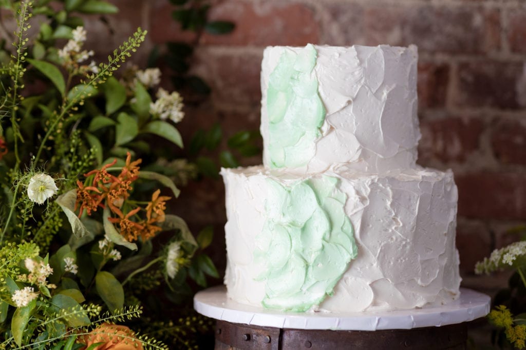2 tiered wedding cake, simple wedding cake ideas