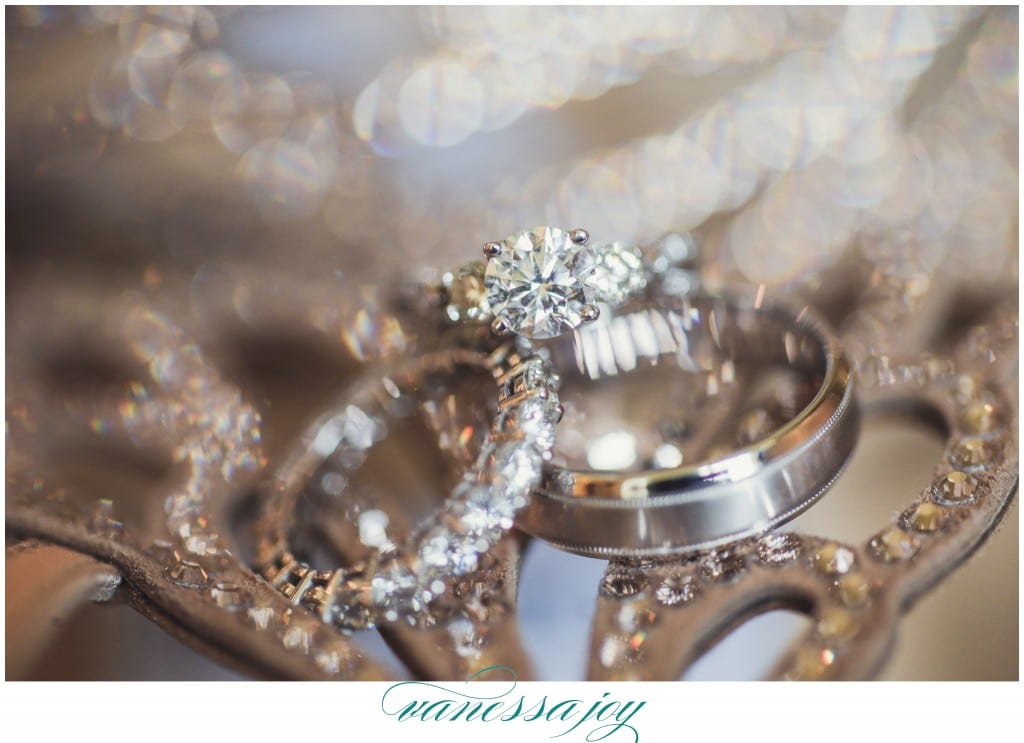wedding ring, round cut engagement ring