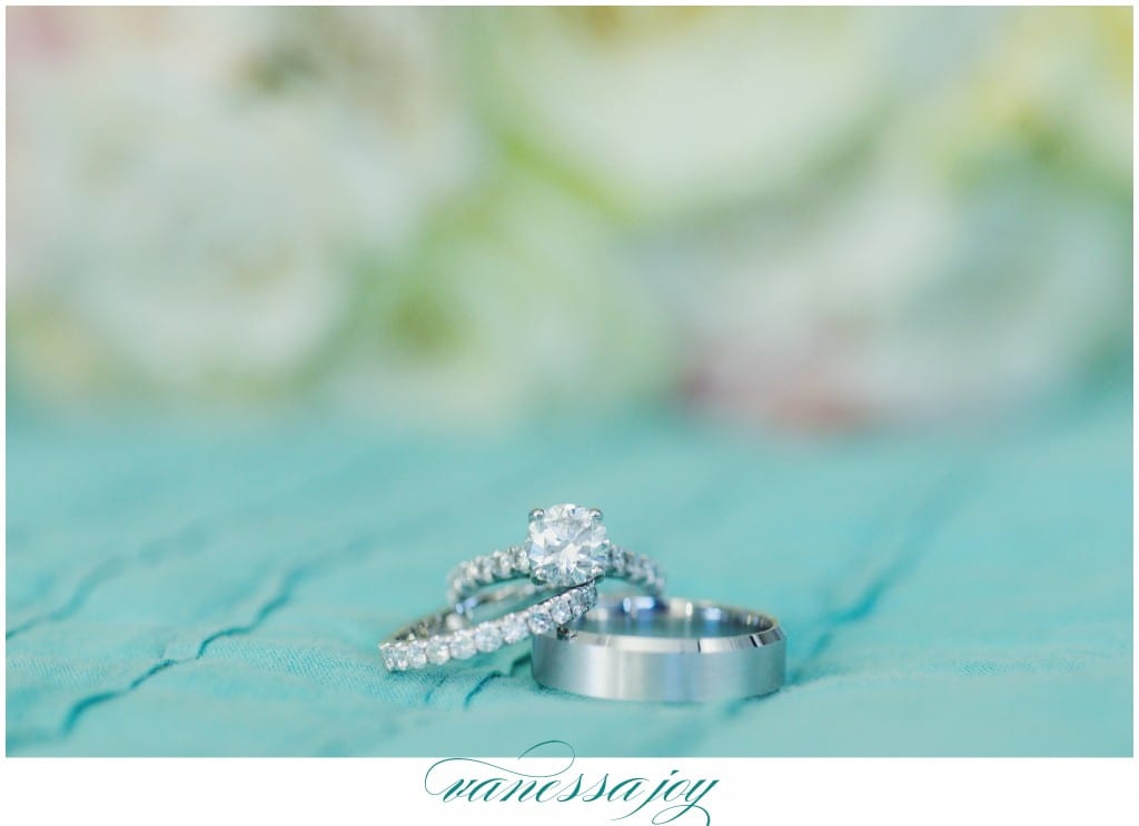 round cut diamond engagement ring, tiffany jewelry, tiffany blue wedding