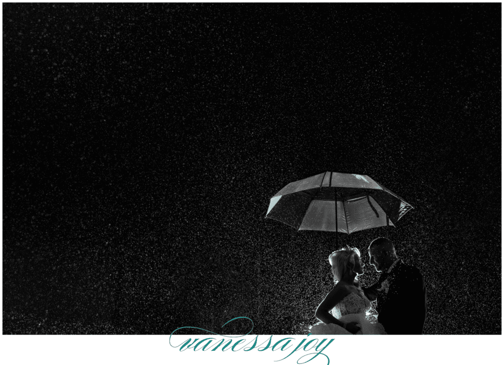 battello wedding photos, rain wedding photos