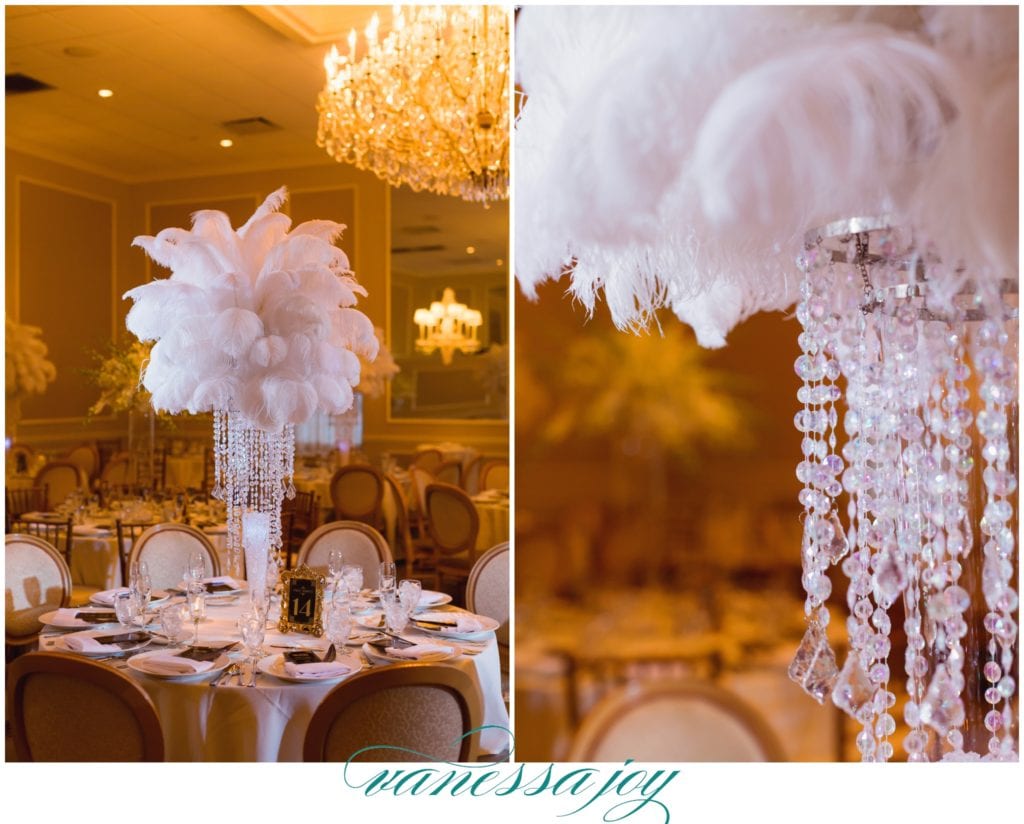 gatsby feather inspired wedding centerpieces