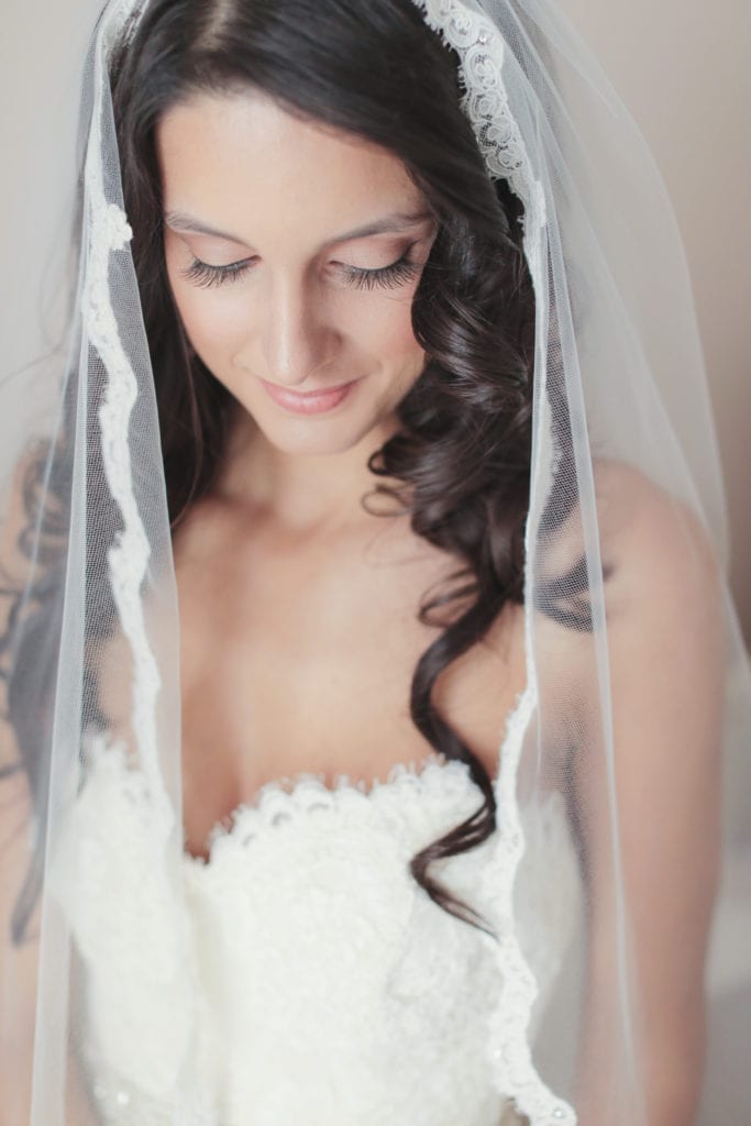 bridal veil, bridal hair & makeup, lace mermaid cut wedding dress, jim hjelm wedding dress