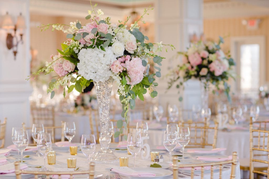 classic pink nj wedding, mallard island yacht club, floral tablescapes