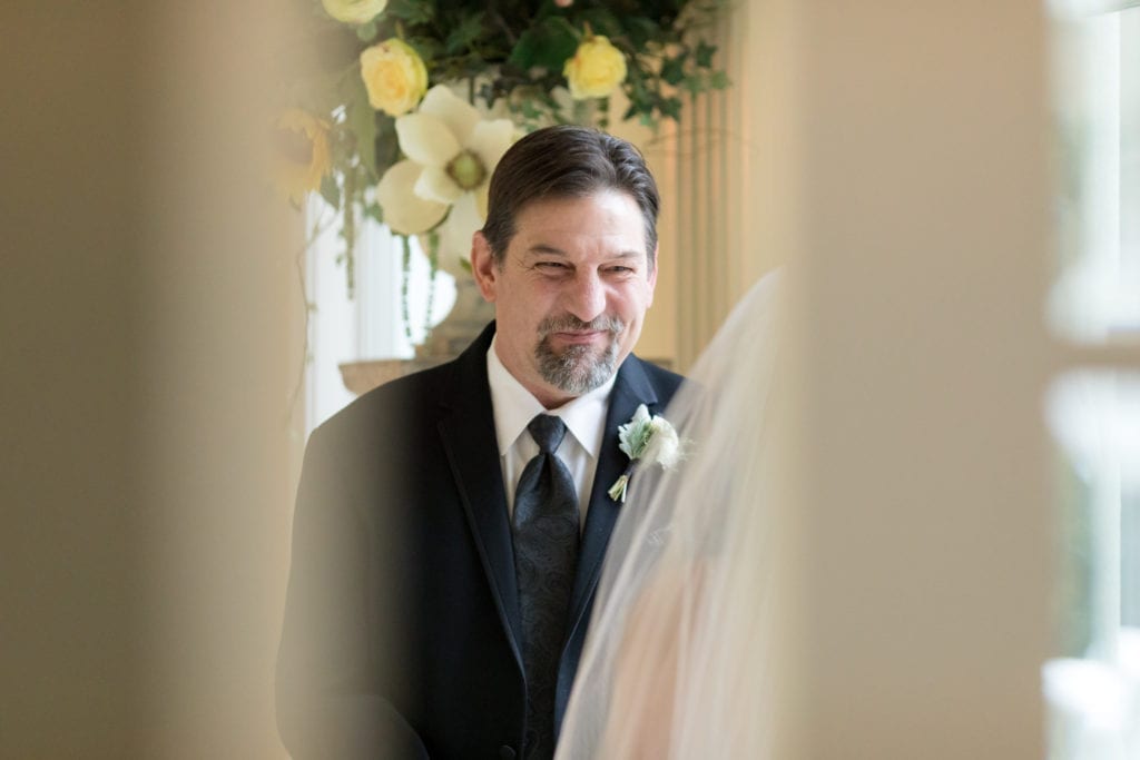 father of the bride seeing his daughter