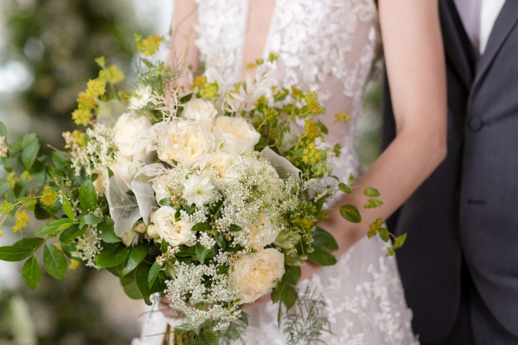 neutral wedding bouquet, boho bouquet ideas for wedding