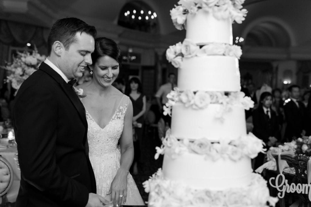 bride and groom cutting cake, new jersey wedding photography
