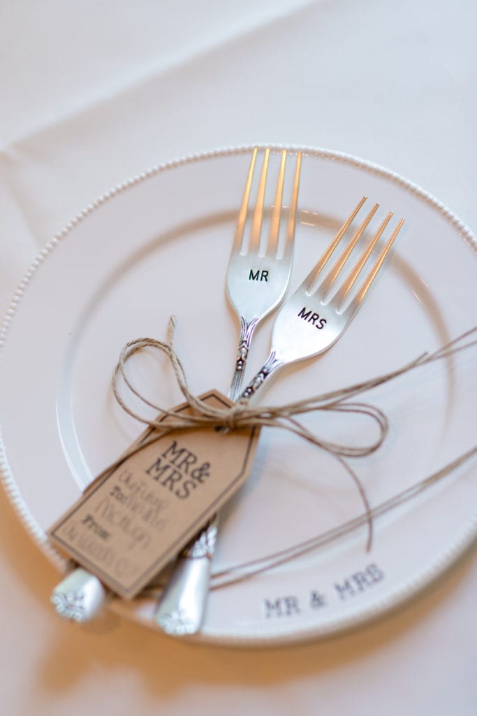 Mr and MRS engraved flatware, mr and mrs table setting 