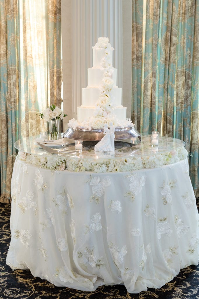 The Bake Works wedding cake, 4 tiered wedding cake
