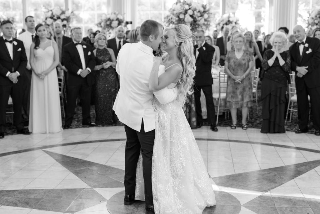 first dance at wedding, first dance photography
