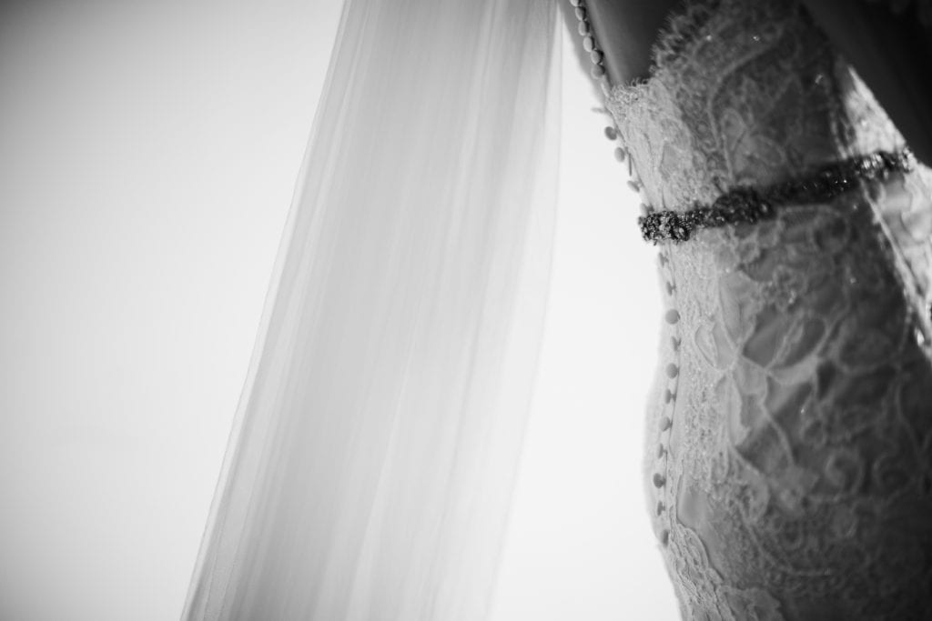 detail shot of wedding veil, nj wedding photographer