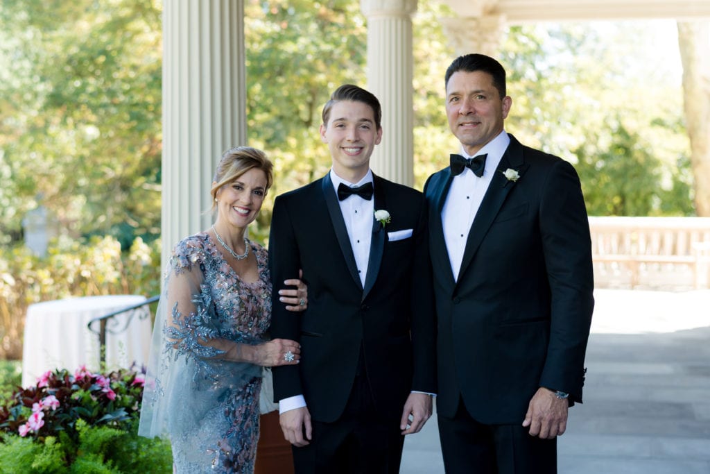 New Jersey wedding photographer, groom with his parents