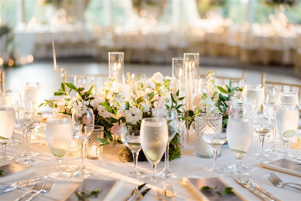 wedding decor reception details and flowers. Photo by Vanessa Joy Photography.