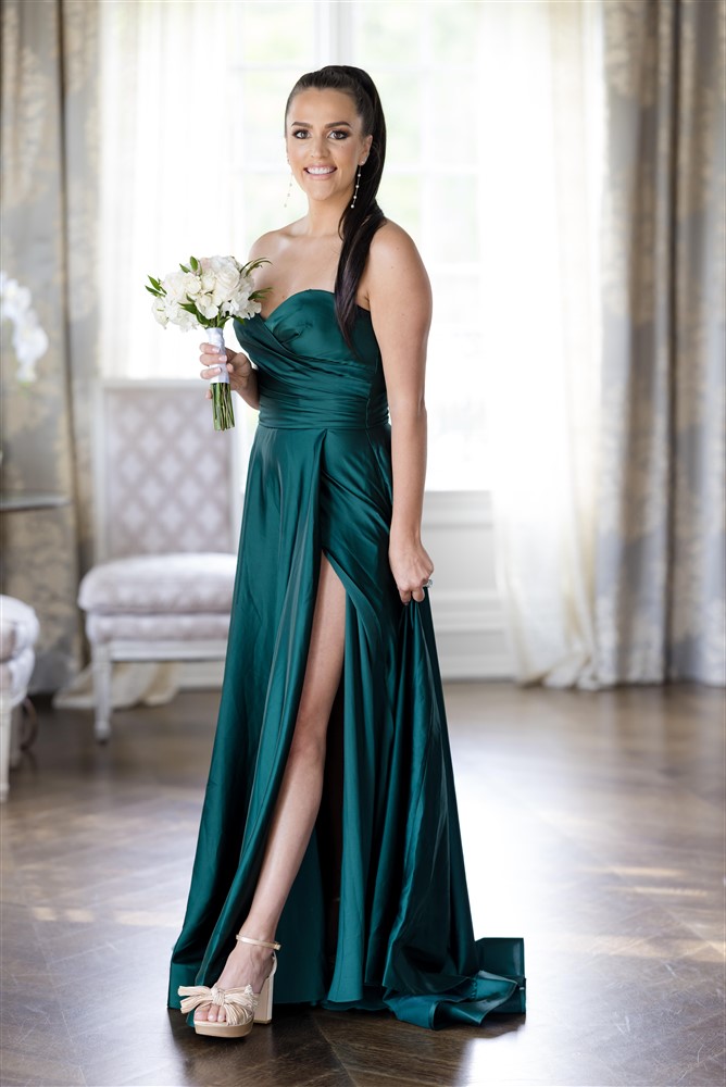 emerald green bridesmaid