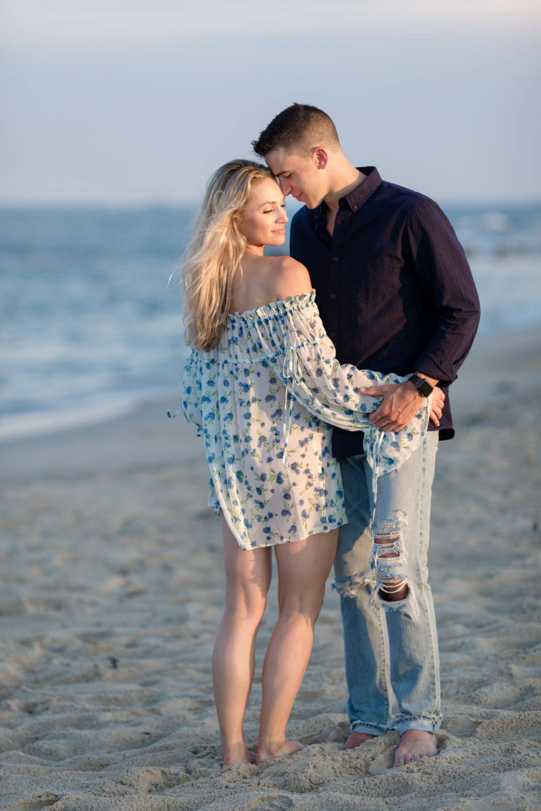 SPRING LAKE ENGAGEMENT PHOTOS BY BEACH
